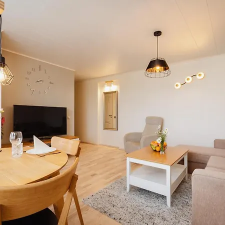 Kuuse 4 With 2 Bedrooms * Haapsalu