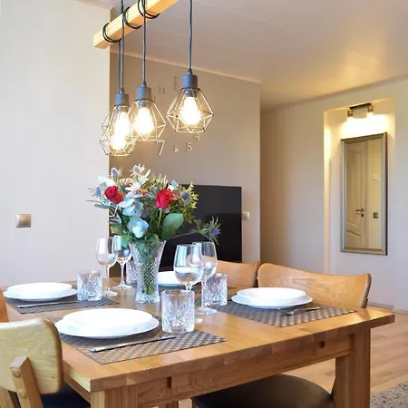 Apartment Kuuse 4 With 2 Bedrooms Haapsalu