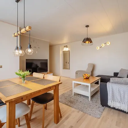 Kuuse 4 With 2 Bedrooms * 합살루