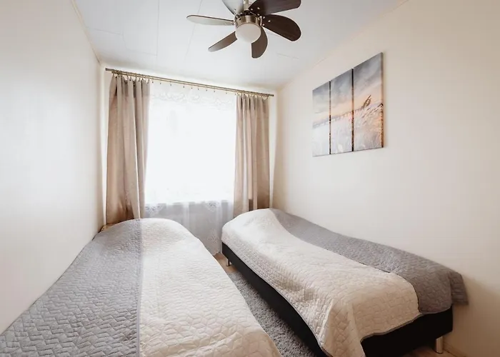 Kuuse 4 With 2 Bedrooms Апартаменты *